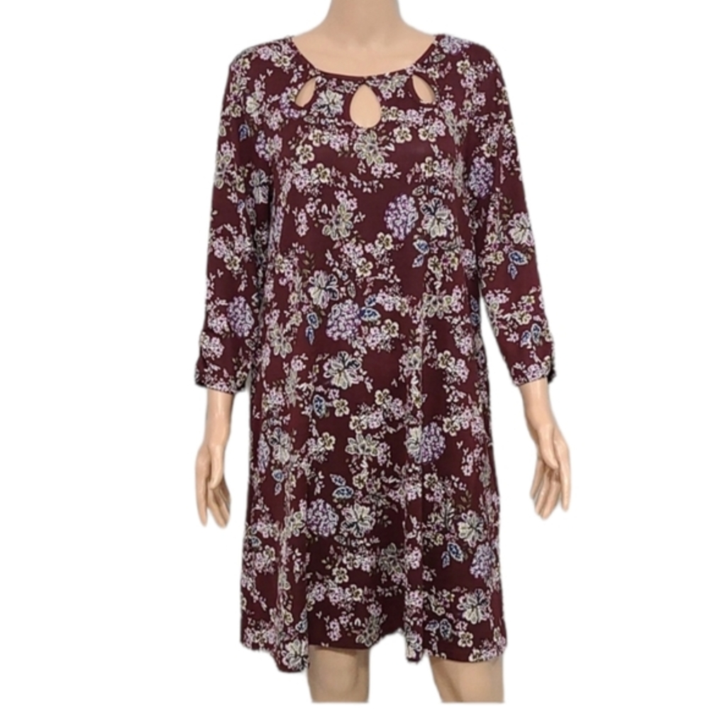 Apt 9 Spring Dress Teardrop Openings Around Neckline Size M Burgundy NWT